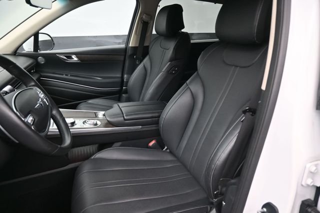Used 2024 White Genesis 2.5T image 33