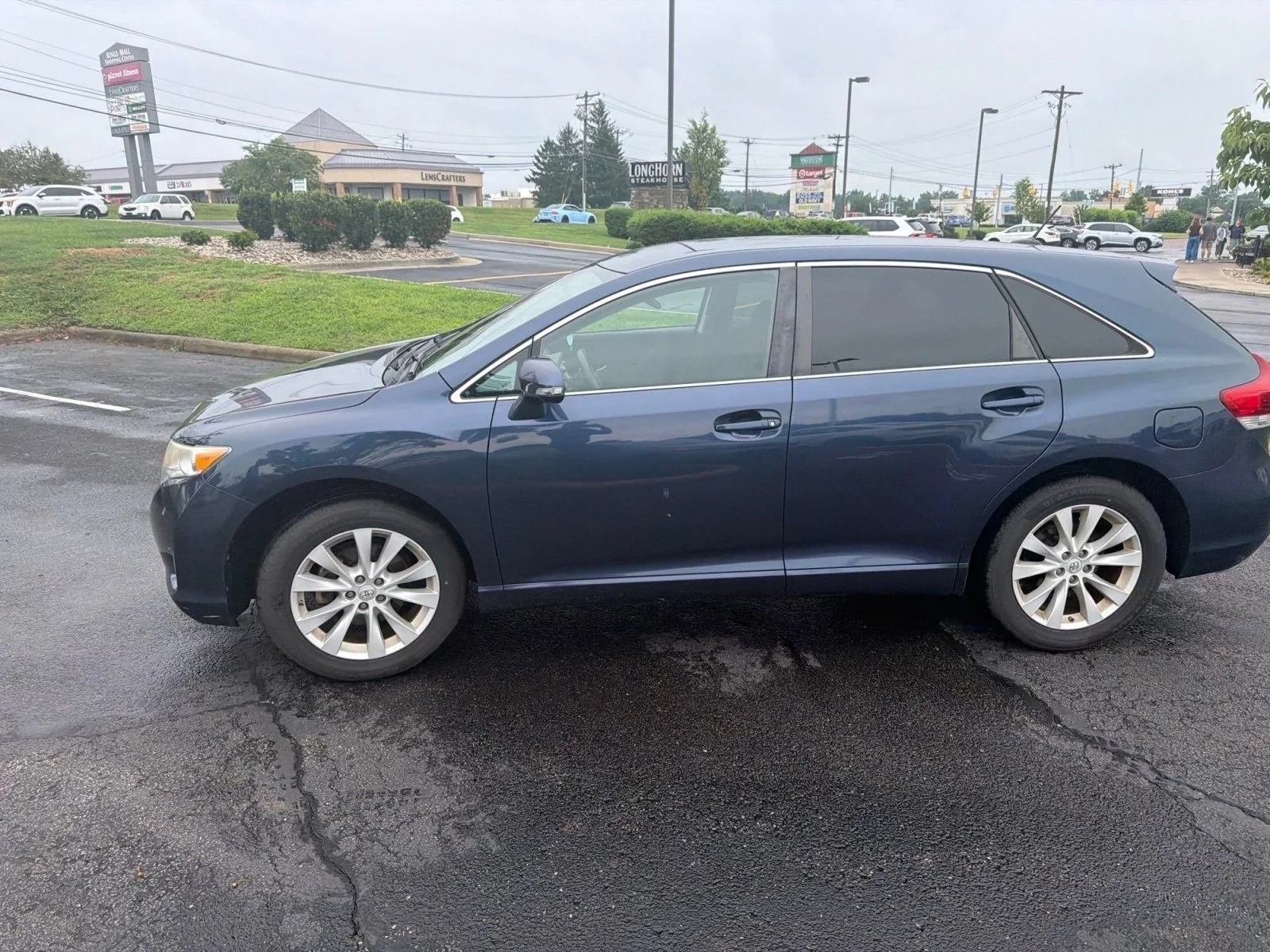 Used 2015 Parisian Night Pearl Toyota LE image 8