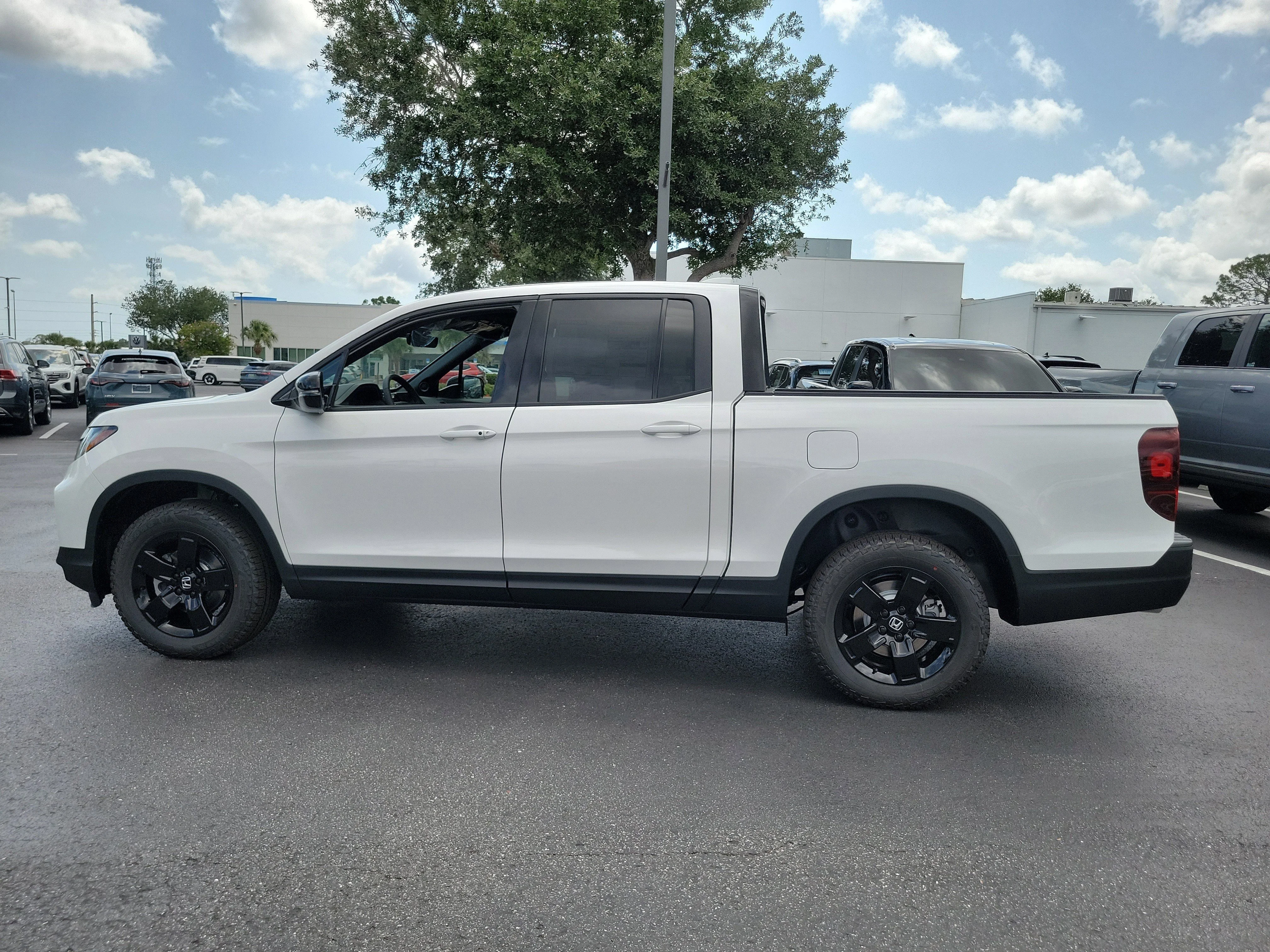 New 2026 Platinum White Pearl Honda Black Edition image 7