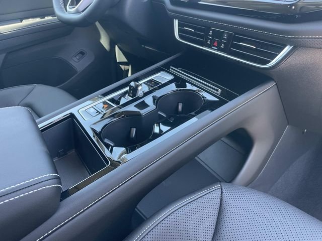 New 2026 Green Volkswagen SE w/Technology image 29