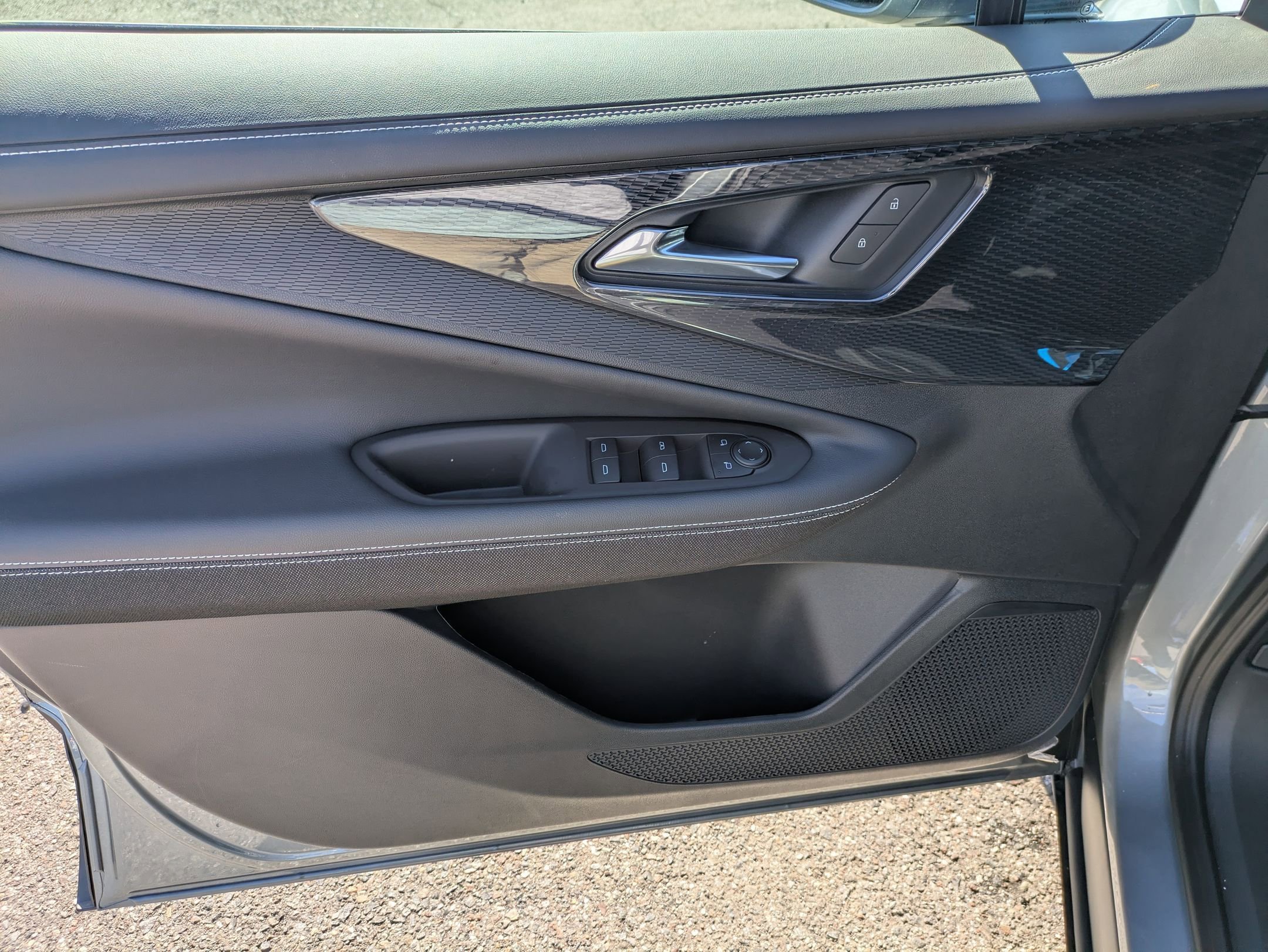Used 2026 Sterling Gray Metallic Chevrolet LT image 25