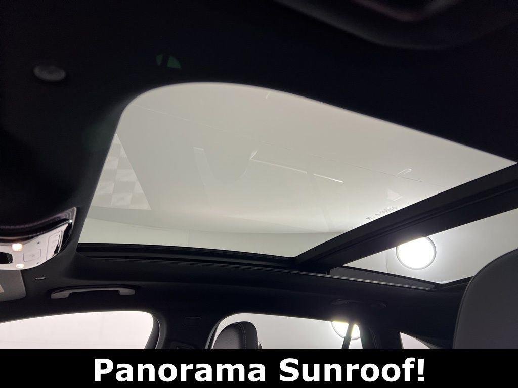 Certified Used 2025 Polar White Mercedes-Benz GLC 300 image 13