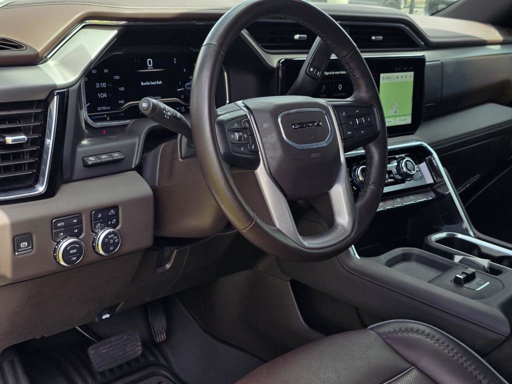 Used 2024 White Frost Tri-Coat GMC Denali image 31