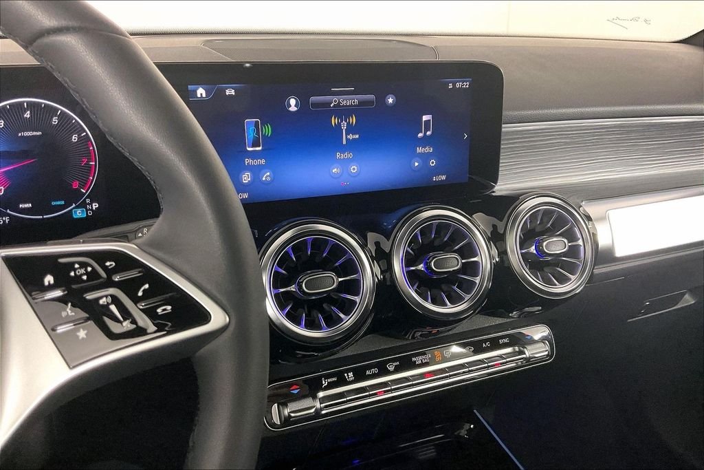 2026 Mercedes-Benz GLB GLB 250 - Photo 6