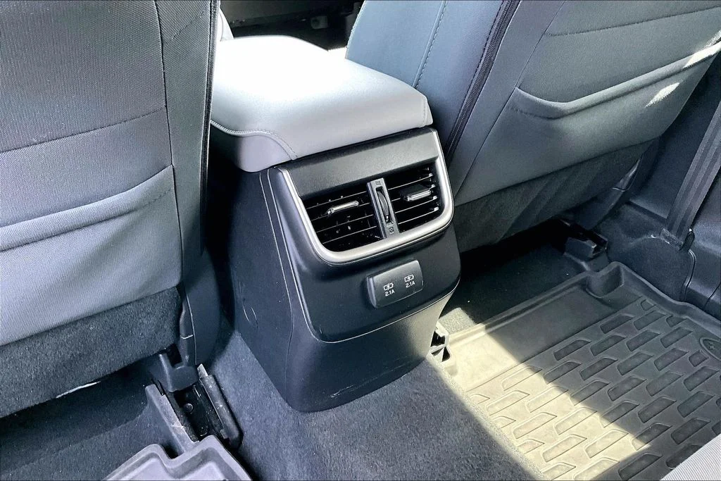 Certified Used 2022 White Subaru Premium image 10