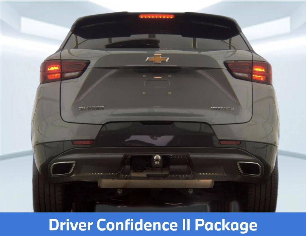 Used 2023 Gray Chevrolet Premier image 6