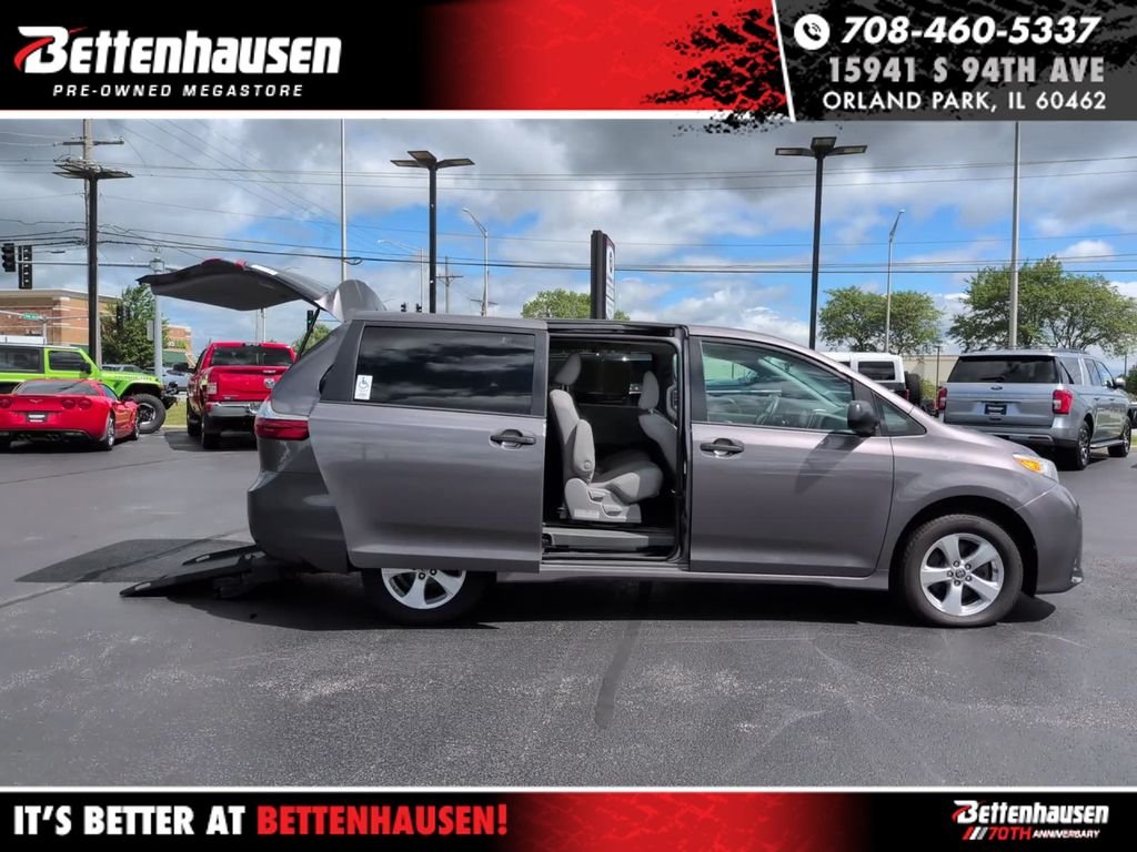 Used 2020 Gray Toyota L image 1