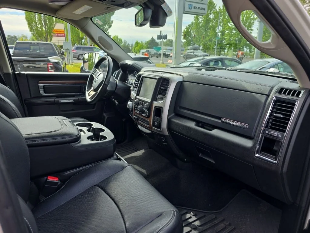Used 2017 White Ram Laramie image 10
