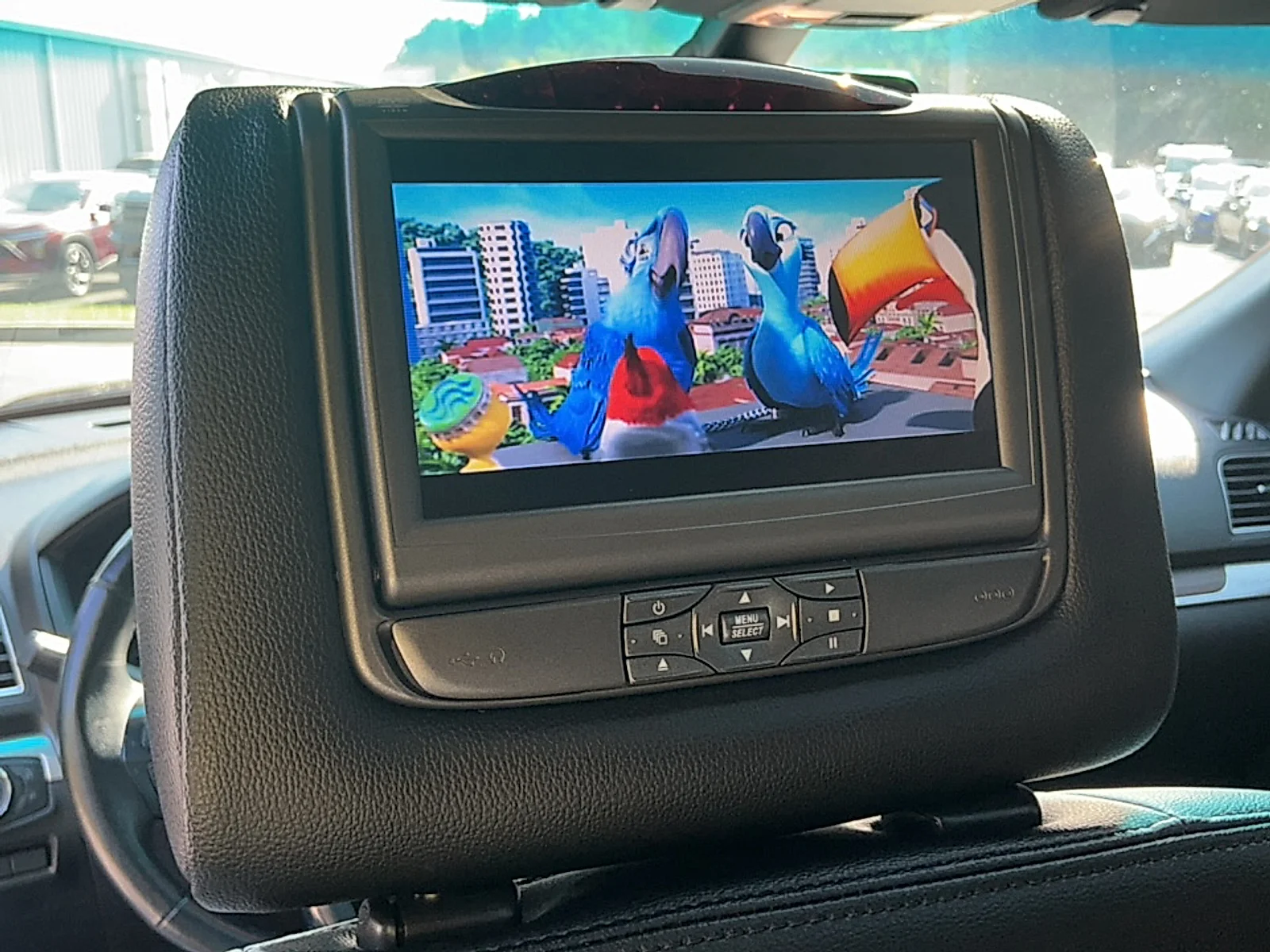 Used 2016  Ford Limited image 16