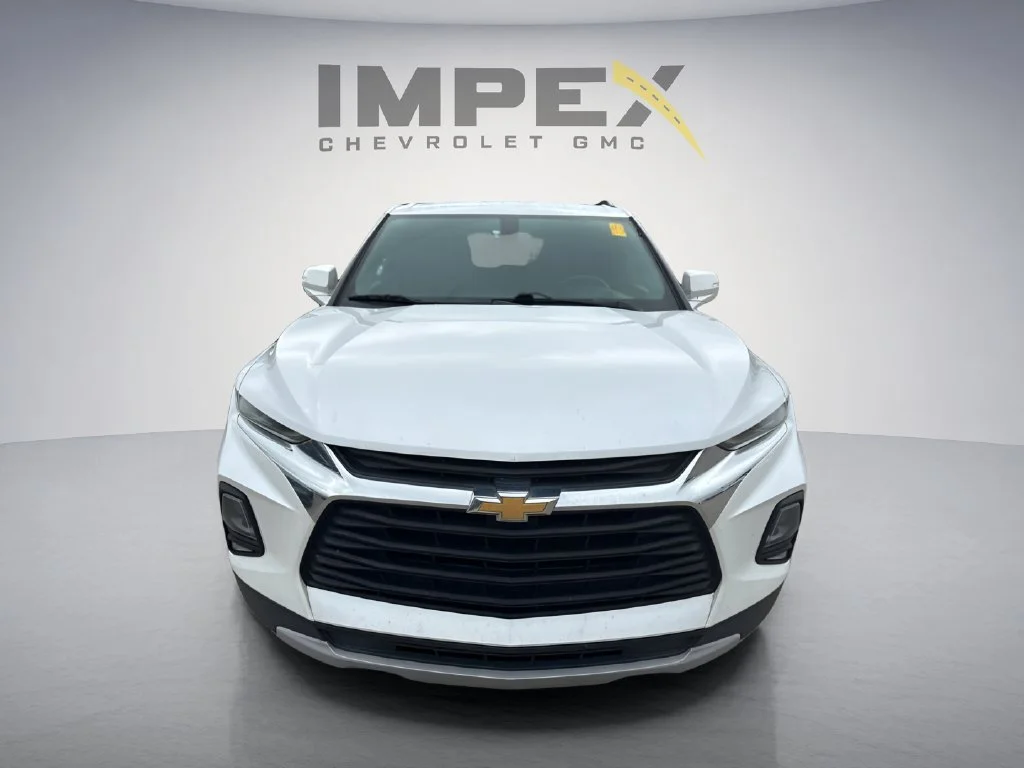 Used 2020 IRIDESCENT PEARL TRICOAT Chevrolet LT image 6