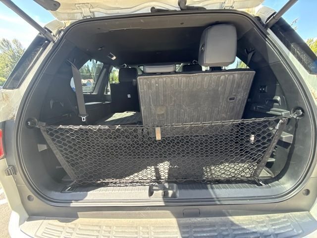 Used 2024 Wind Chill Pearl Toyota Platinum image 10