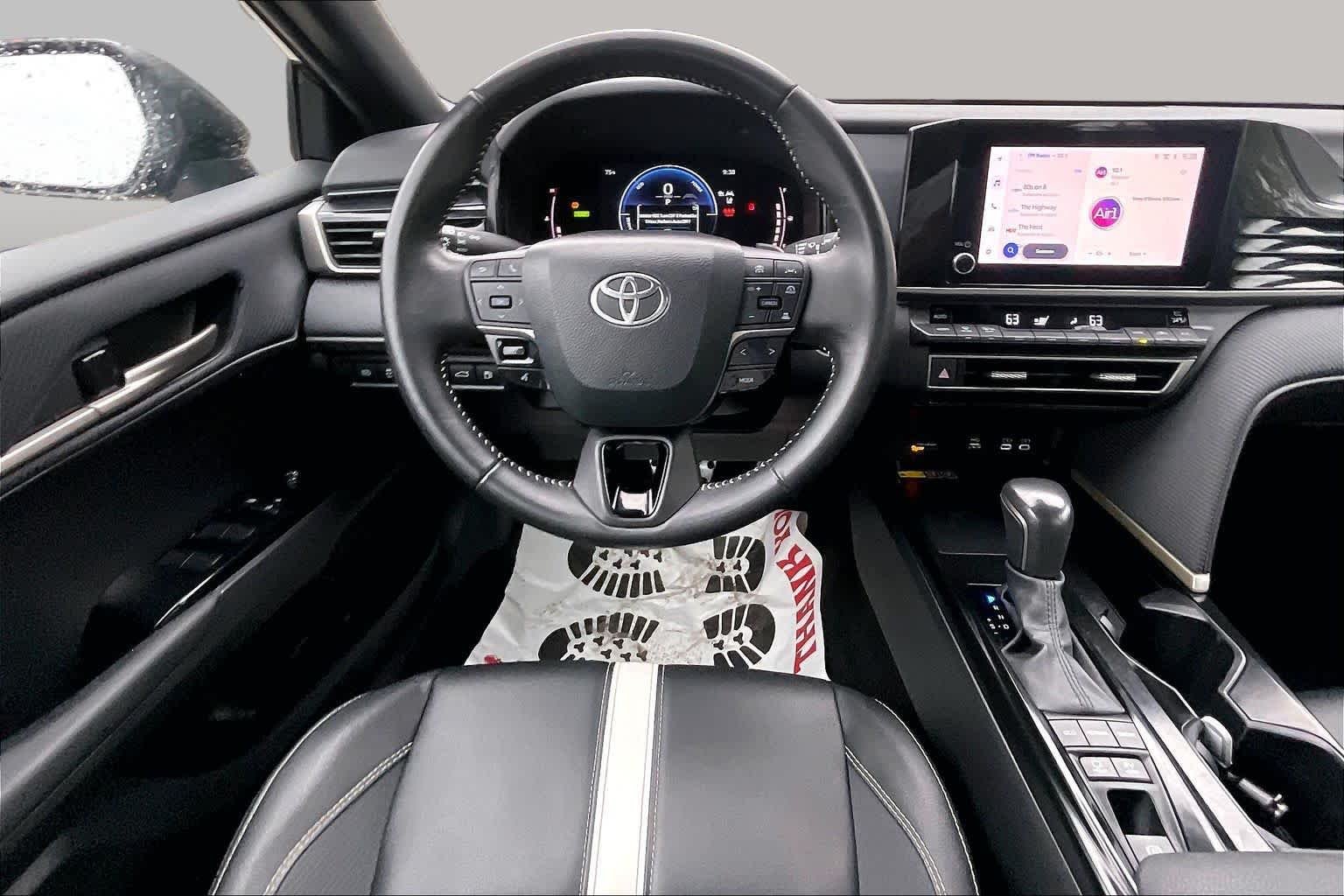 Used 2025 Underground Toyota SE image 6