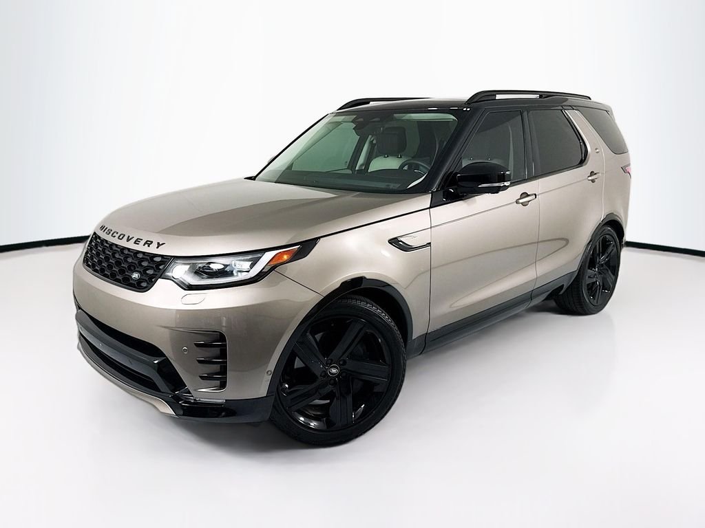 Used 2025 Lantau Bronze Metallic Land Rover Dynamic SE image 1