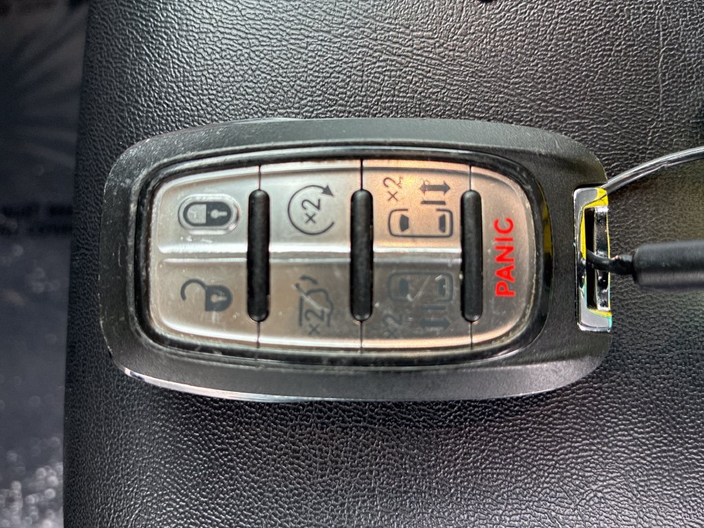 Used 2024 Silver Chrysler Touring L image 29