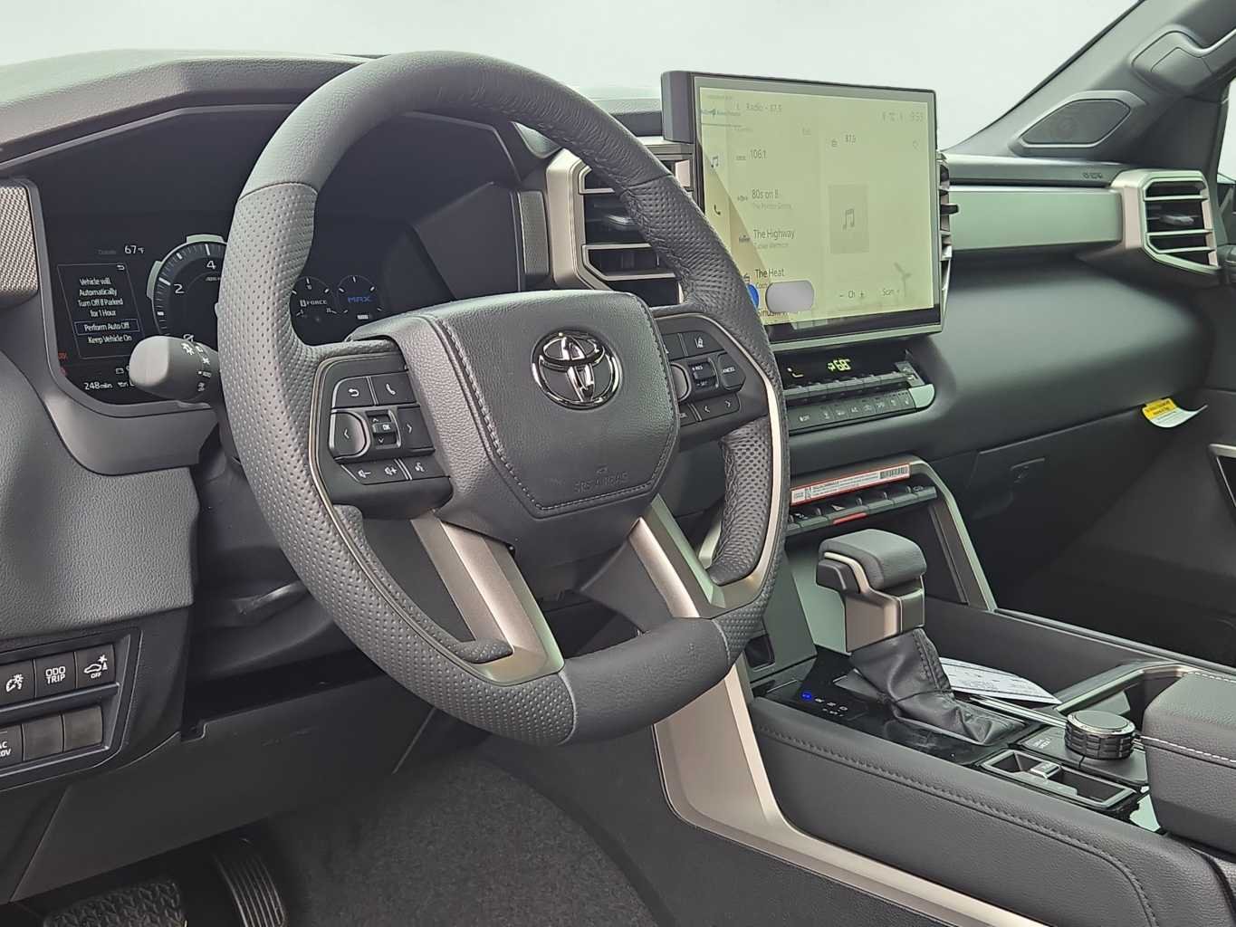 2026 Toyota Tundra Limited - Photo 8