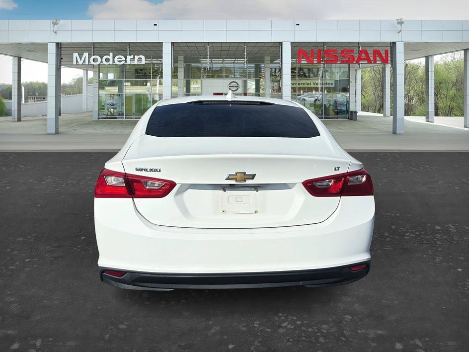 Used 2017 Summit White Chevrolet LT image 4