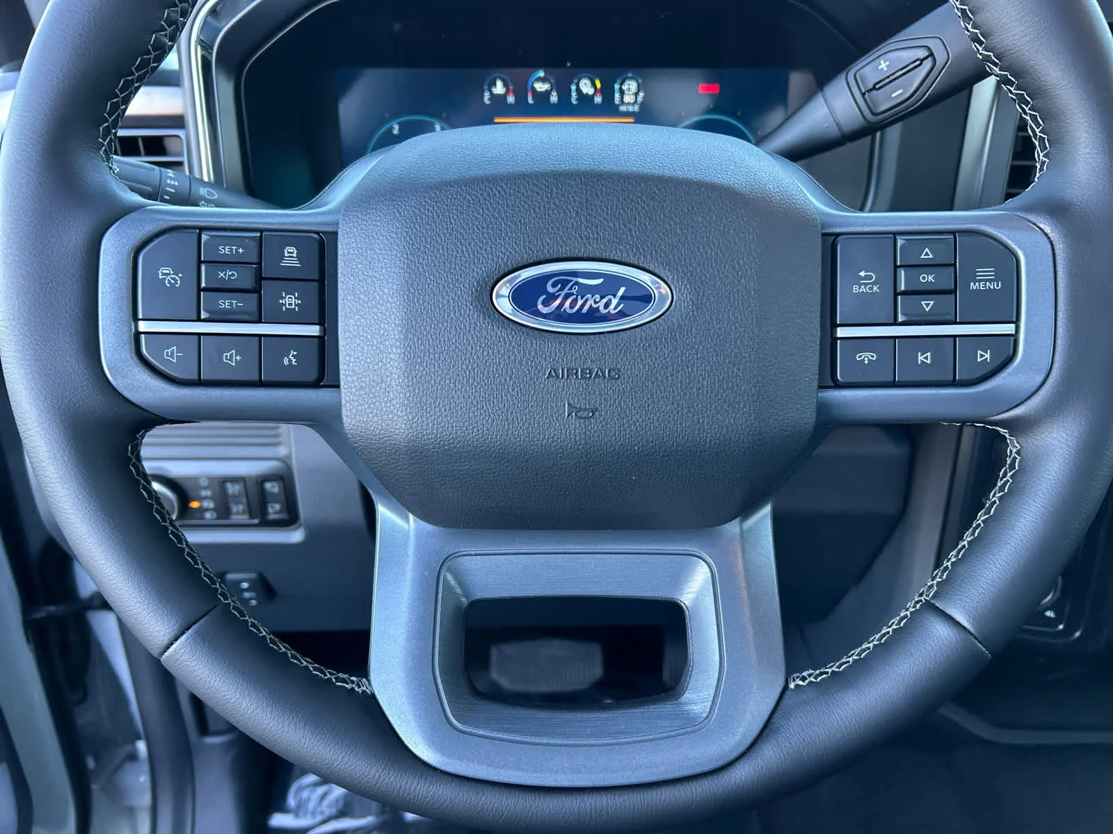 New 2026 Avalanche Ford LARIAT image 31