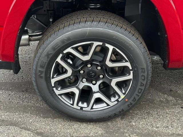 New 2026 Molten Red Pearl-Coat Exterior Paint RAM LARAMIE image 12