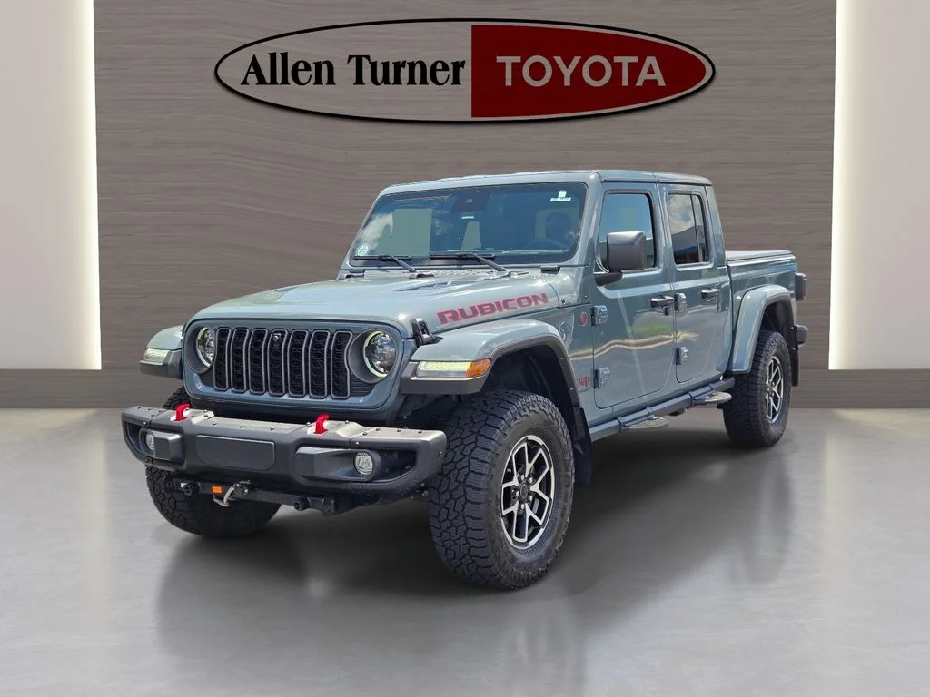 Used 2024 Gray Jeep Rubicon image 4