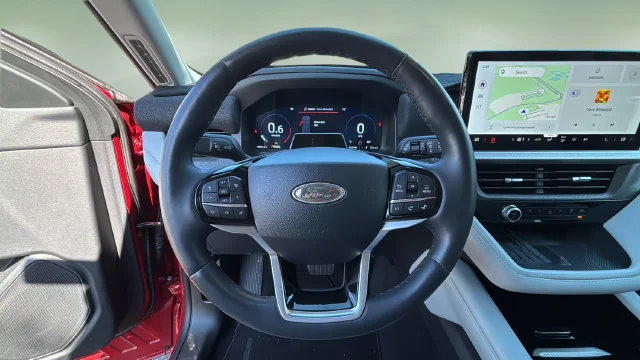Used 2025 Red Ford Platinum image 12