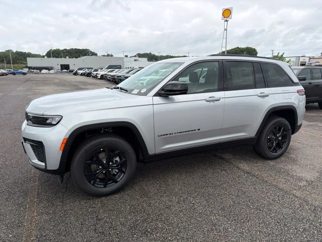 New 2026 Silver Jeep Altitude image 5