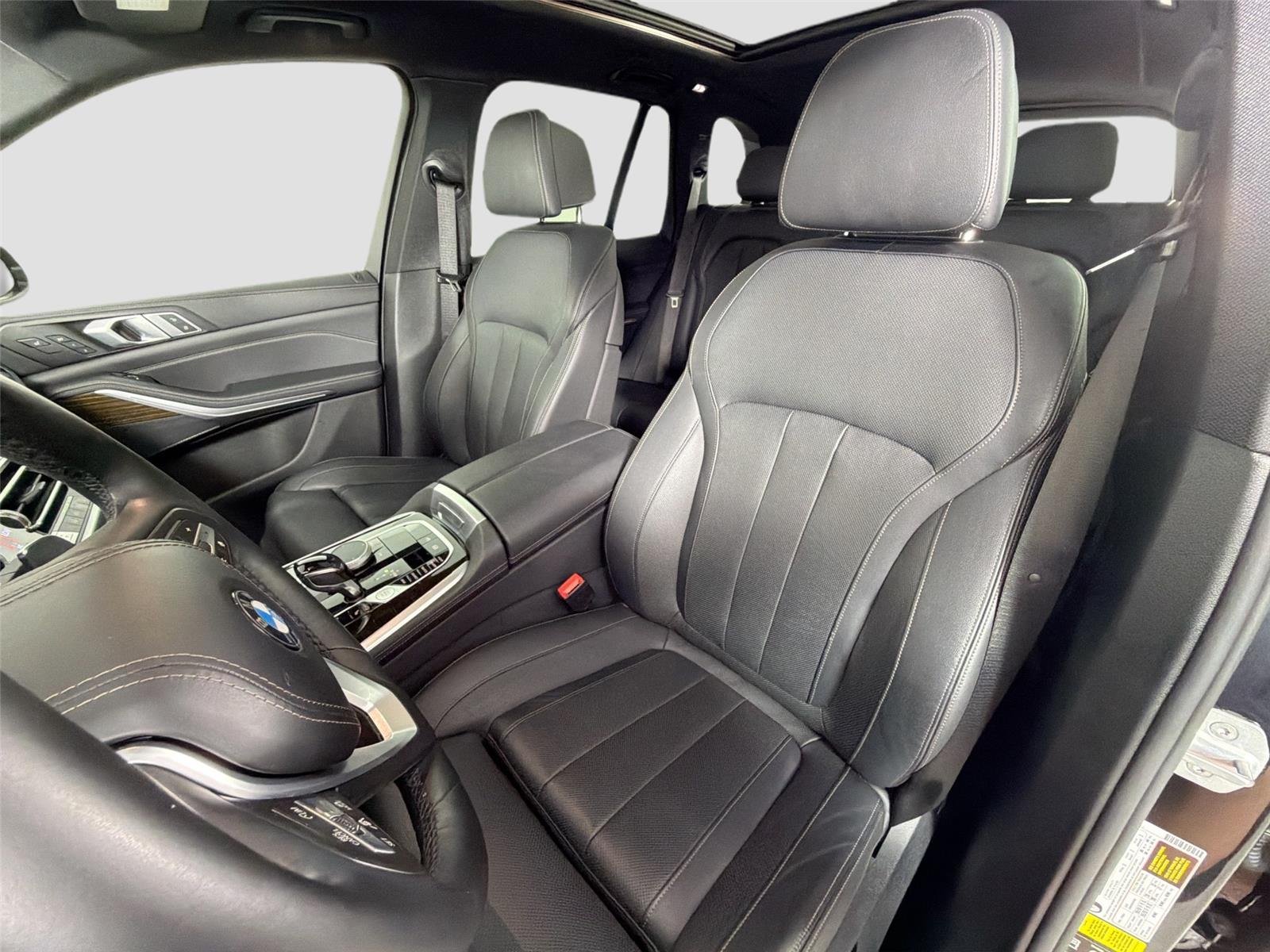 Used 2019 Black Sapphire Metallic BMW xDrive40i image 20