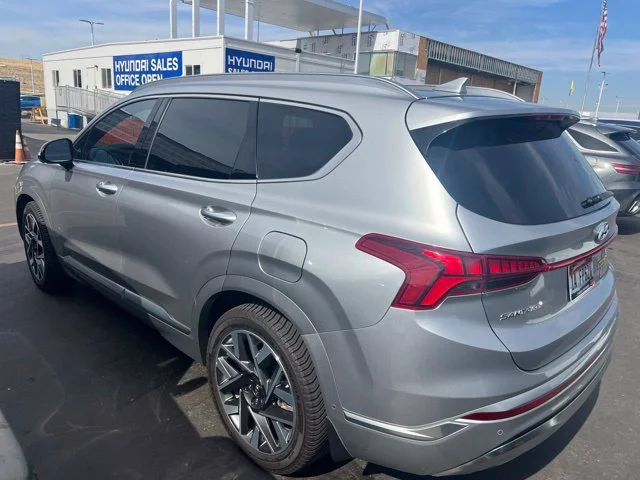 Used 2023 Silver Hyundai Calligraphy image 4
