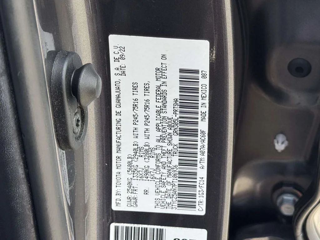 2023 Toyota Tacoma SR5 - Photo 31