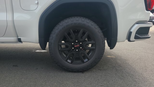 New 2026 Summit White GMC Elevation image 9