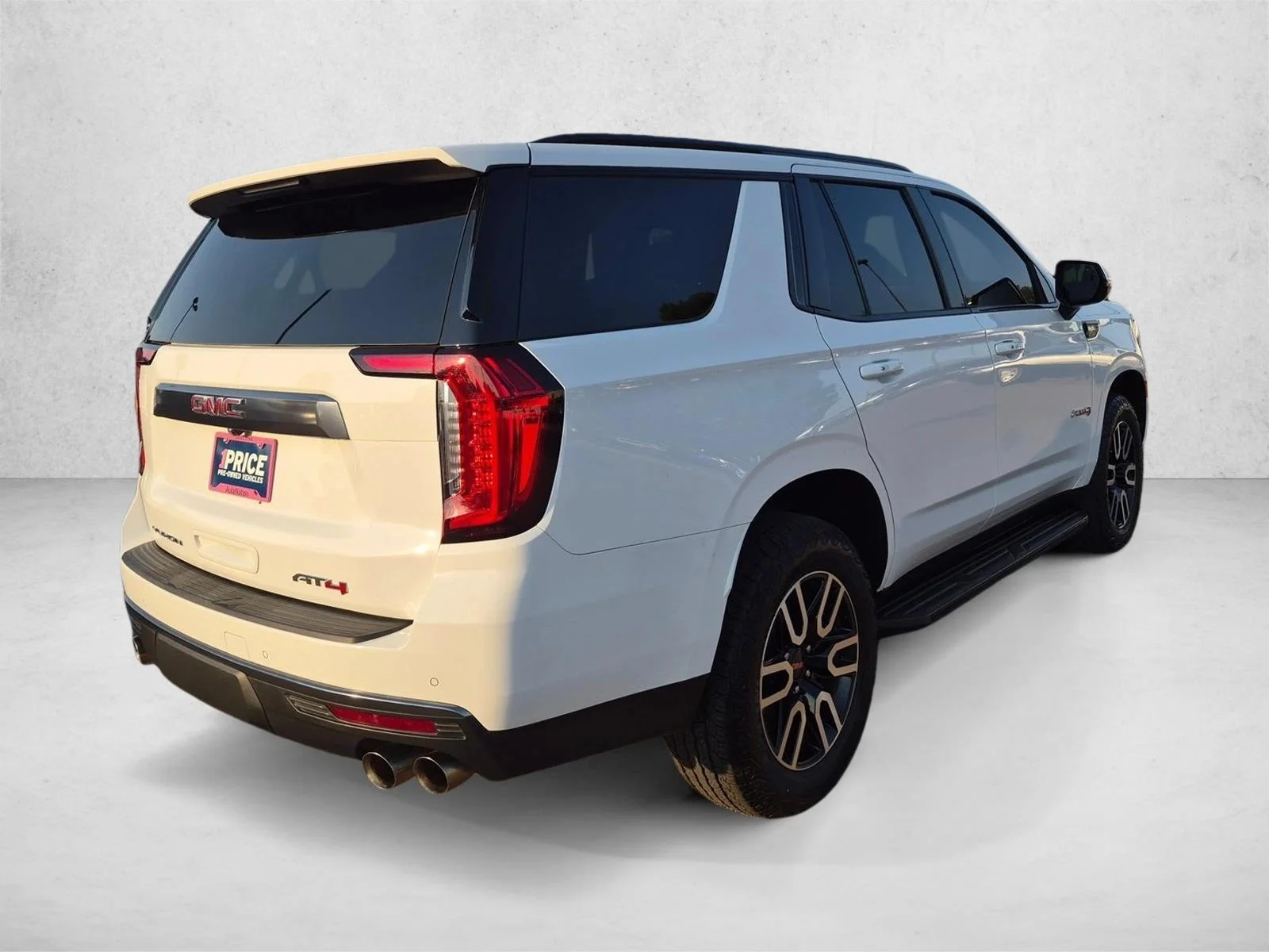 Used 2023 Summit White GMC AT4 image 5