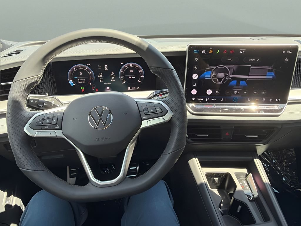 New 2026 Opal White w/Deep Black Roof Volkswagen 2.0T SE R-Line Black image 11