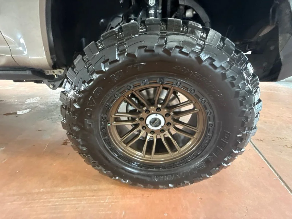 Used 2020 Stone Gray Metallic Ford XL image 10