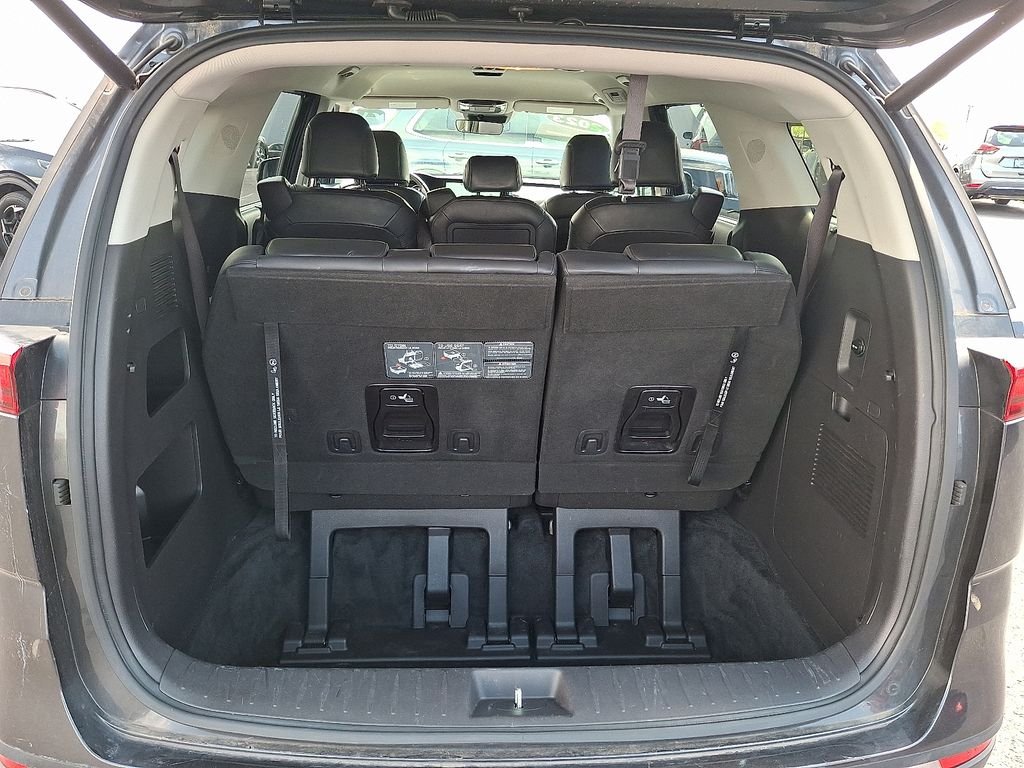 Certified Used 2023 Gray Kia EX image 28