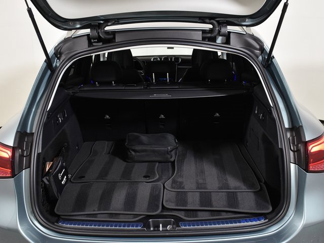 2025 Mercedes-Benz GLC Base - Photo 79