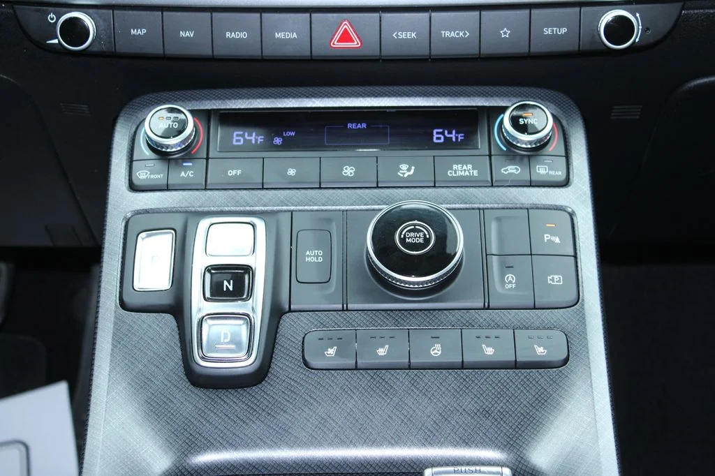 Used 2023 Hyper White Hyundai Limited image 30