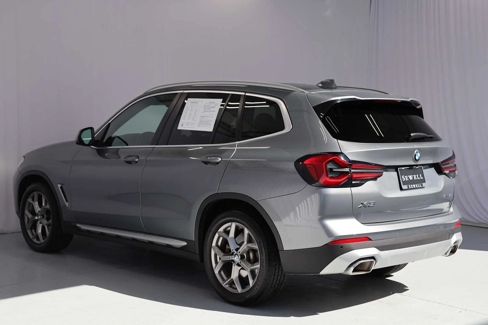 Certified Used 2023 Skyscraper Grey Metallic BMW sDrive30i image 5