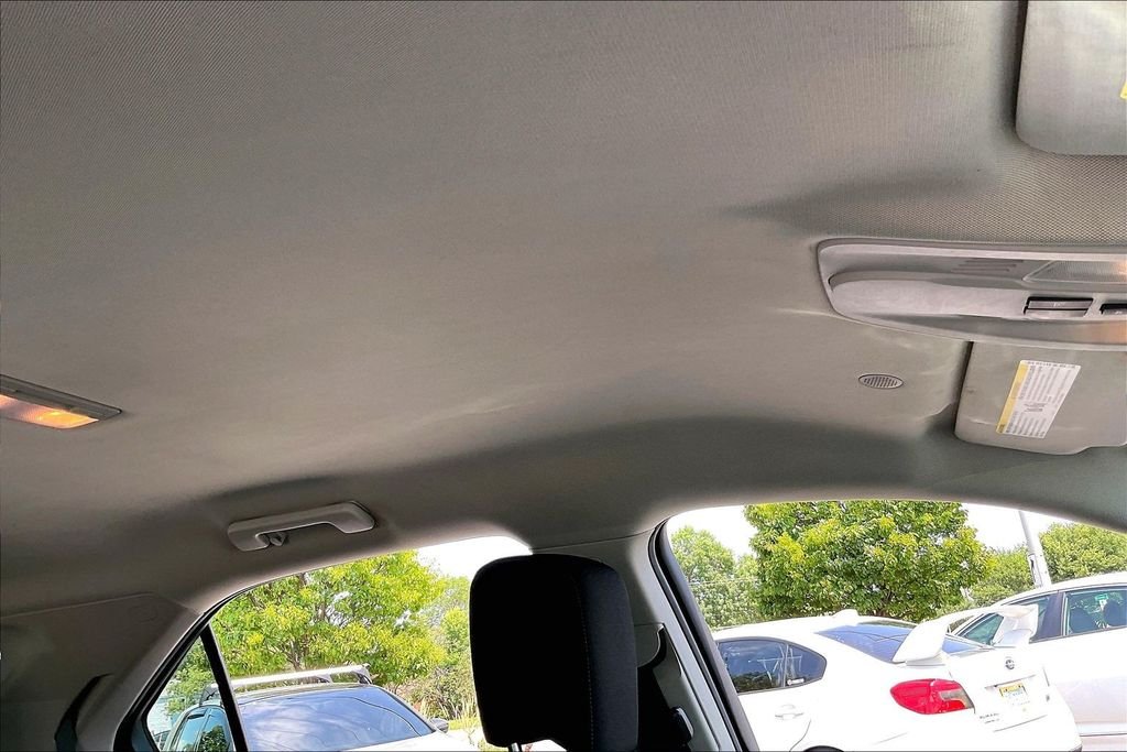 Used 2014 Silver Chevrolet LS image 25