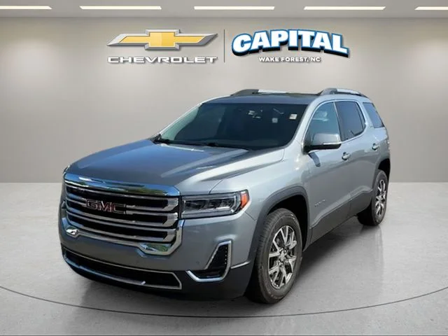 Used 2023 Silver GMC SLE image 1