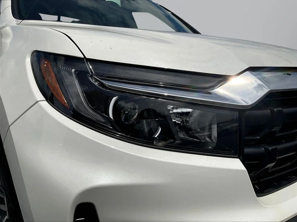 New 2026 Platinum White Pearl Honda RTL image 24