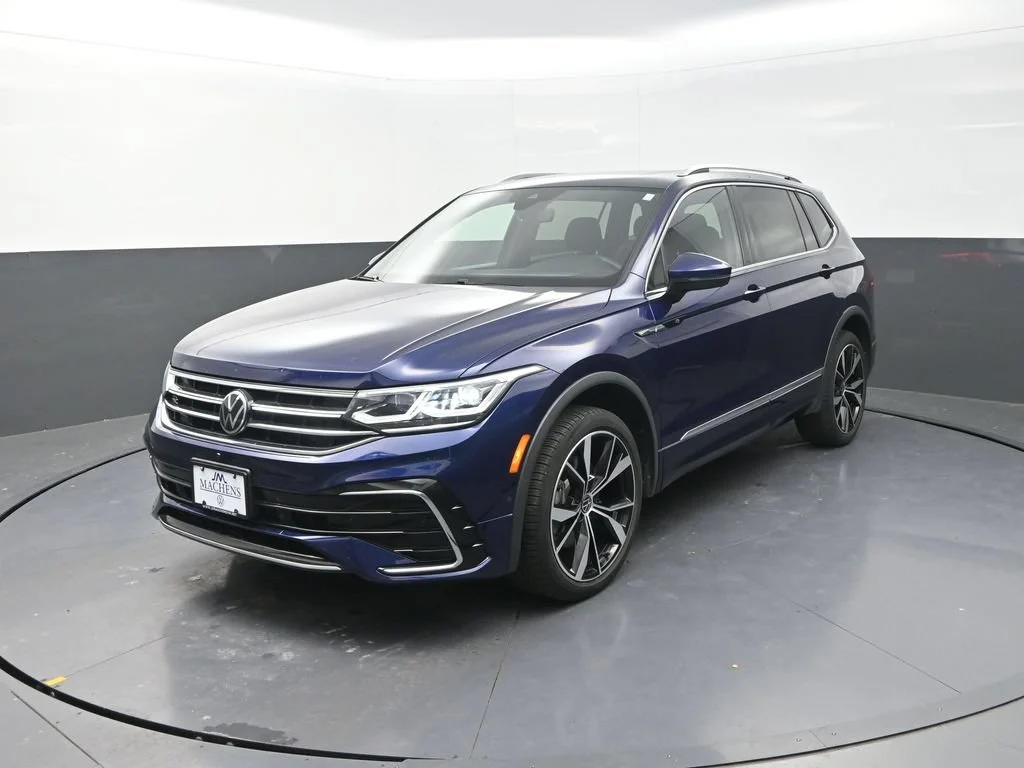 Used 2023 Blue Volkswagen 2.0T SEL R-Line image 4