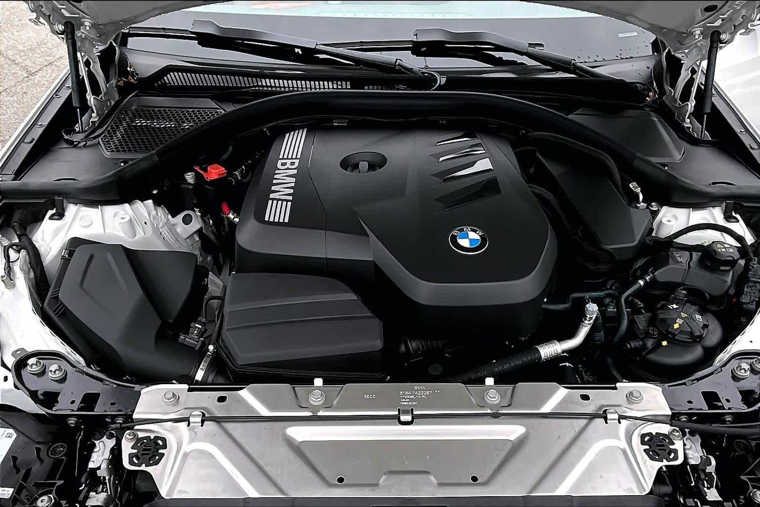 2026 BMW 3 Series 330i - Photo 16
