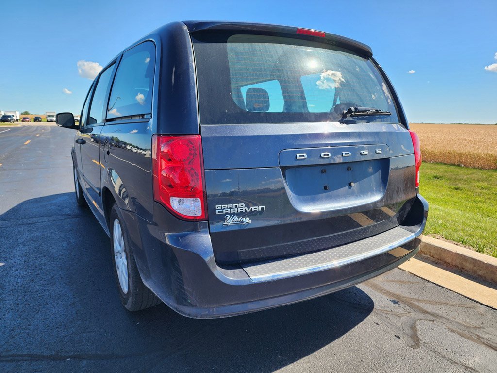 Used 2014 Maximum Steel Metallic Clearcoat Dodge American Value Pkg image 3