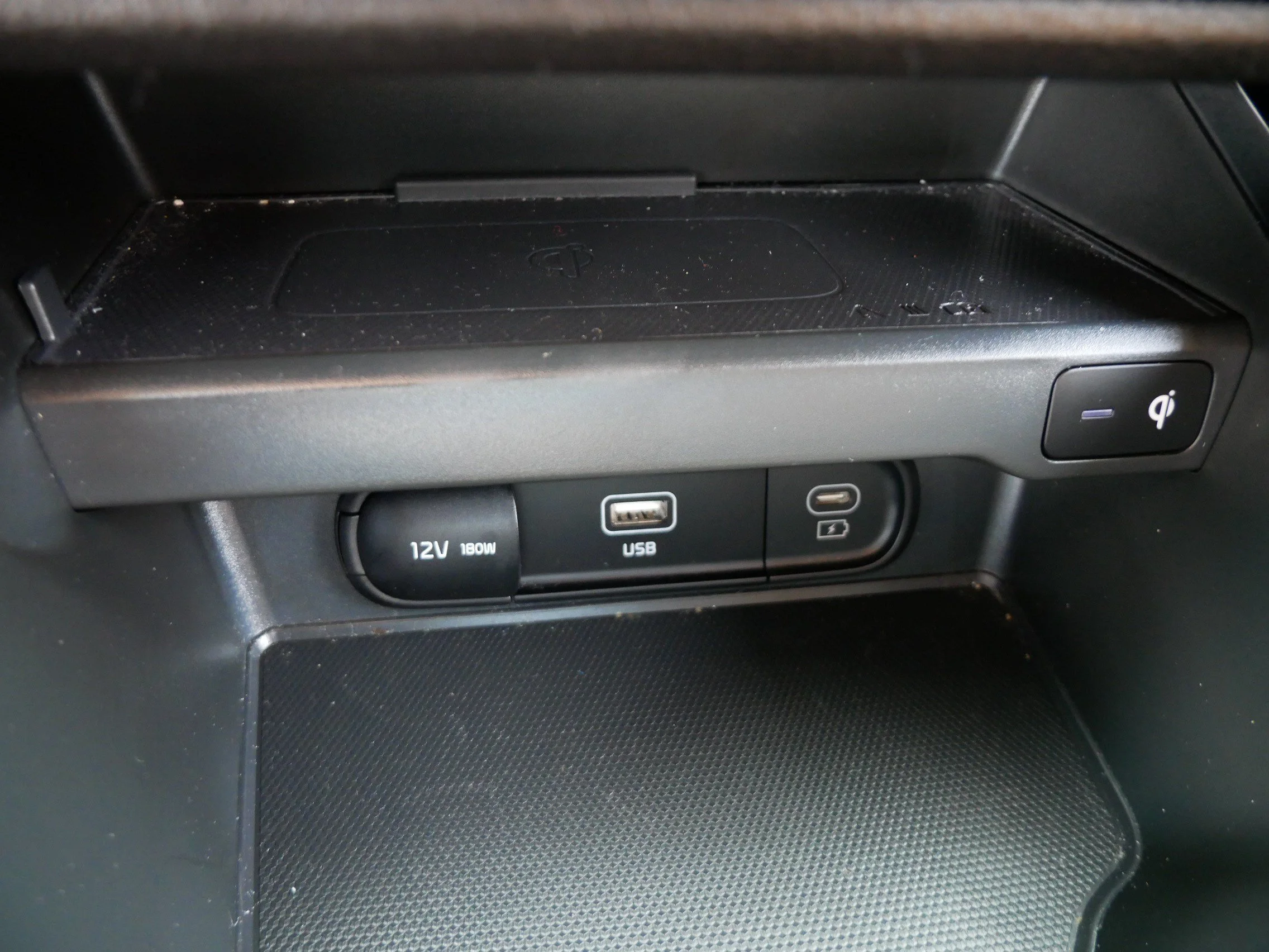 Used 2023 Gravity Gray Kia GT-Line image 27