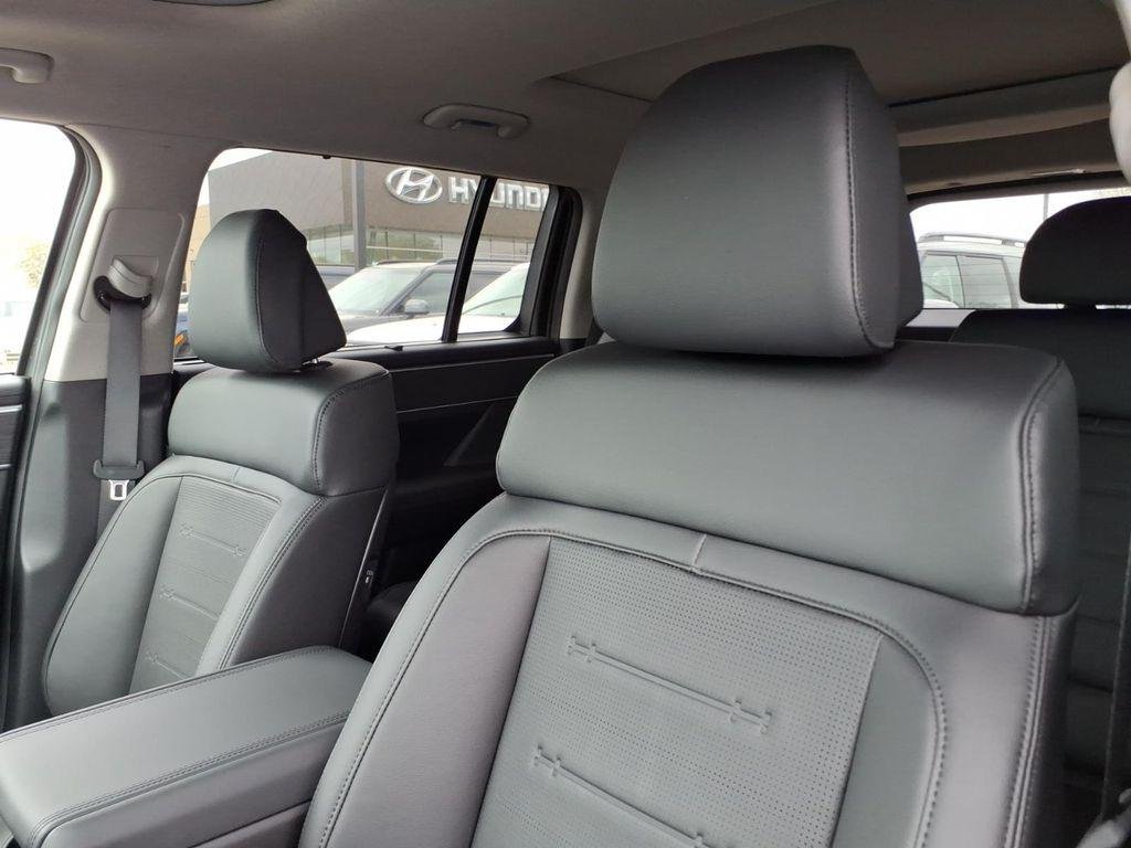 New 2026 Gray Hyundai Limited FWD image 16
