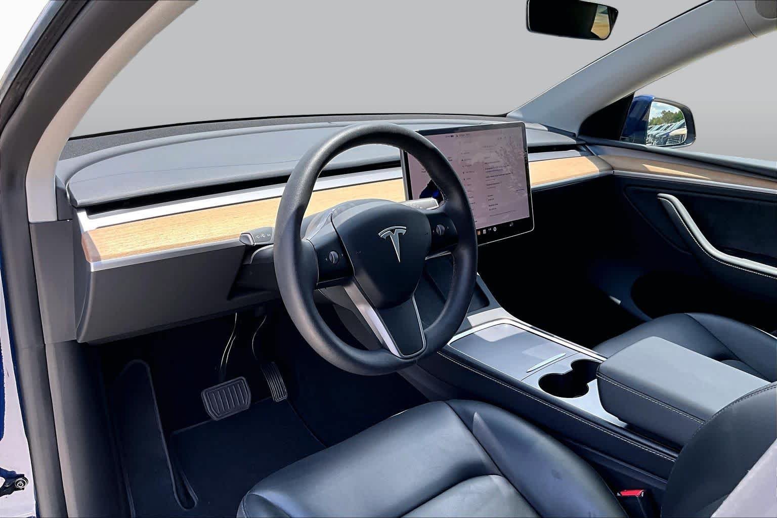 Used 2024 Deep Blue Metallic Tesla Long Range image 15