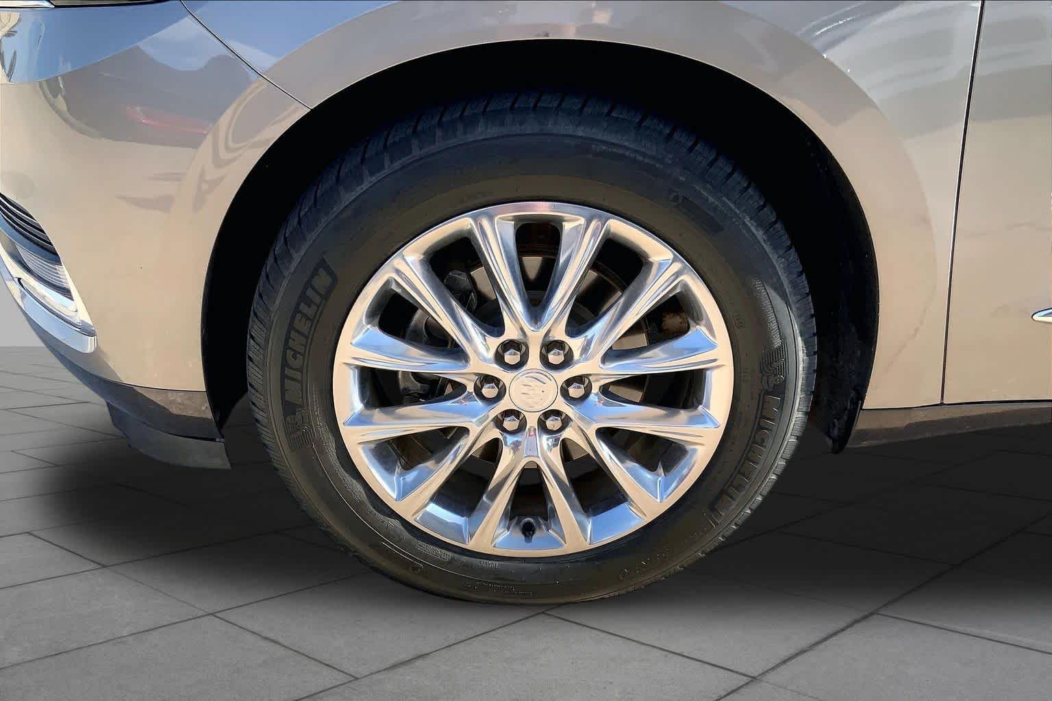 Used 2019 Pepperdust Metallic Buick Premium image 10
