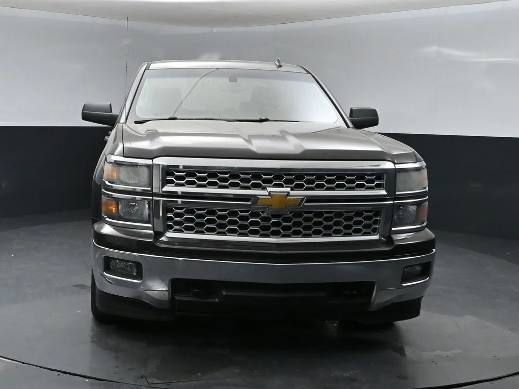 Used 2014 Gray Chevrolet LT image 6
