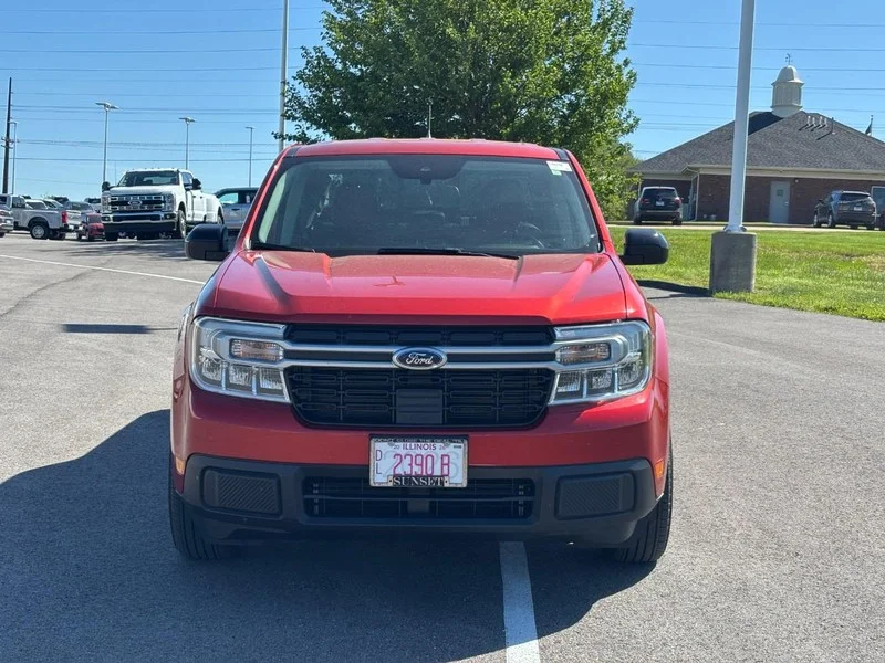 Used 2024 Hot Pepper Red Metallic Tinted Clearcoat Ford Lariat® image 8