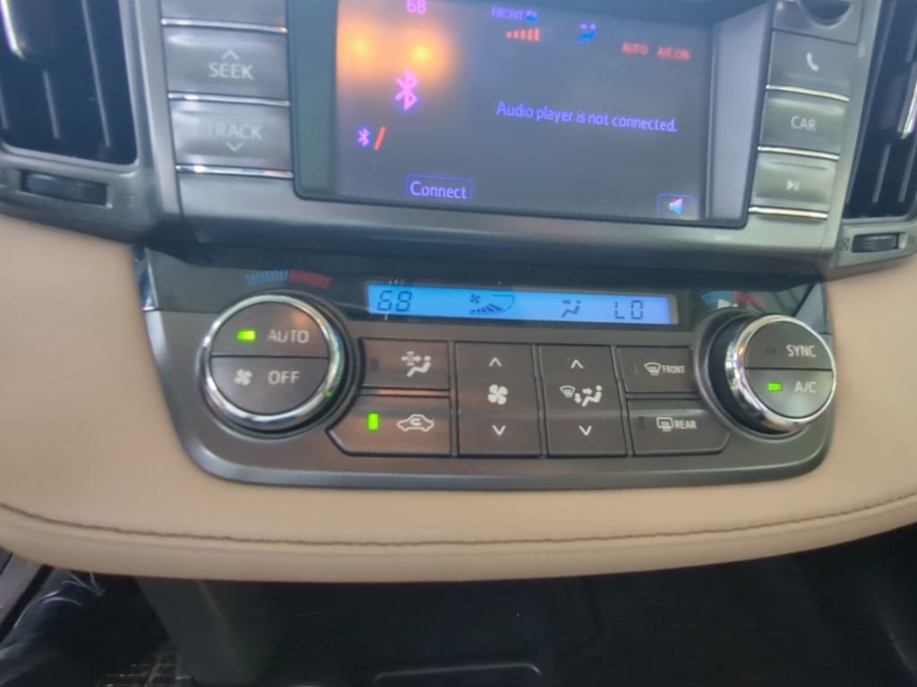 Used 2013 Brown Toyota XLE image 15