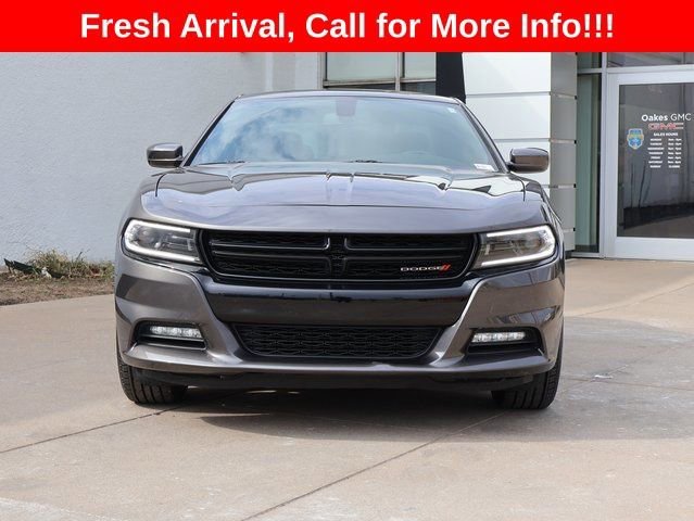 Used 2022 Dodge Charger SXT with VIN 2C3CDXJG2NH107354 for sale in Kansas City